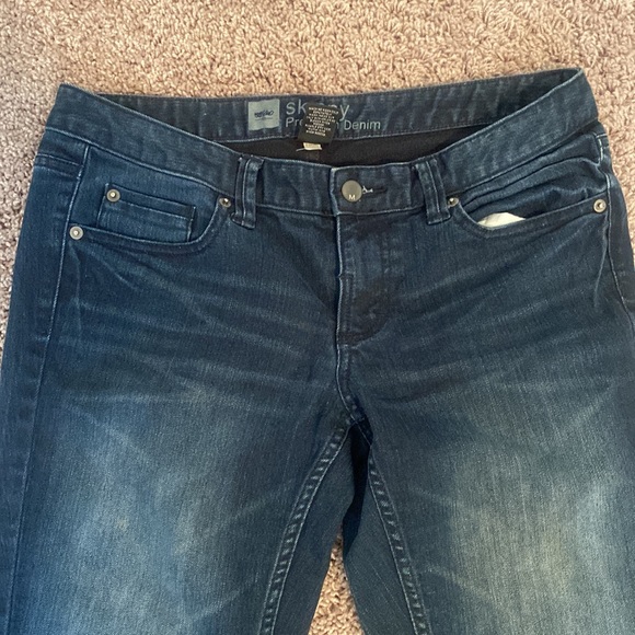 Skinny jeans Mossimo size 6 inseam 30 - Picture 2 of 3